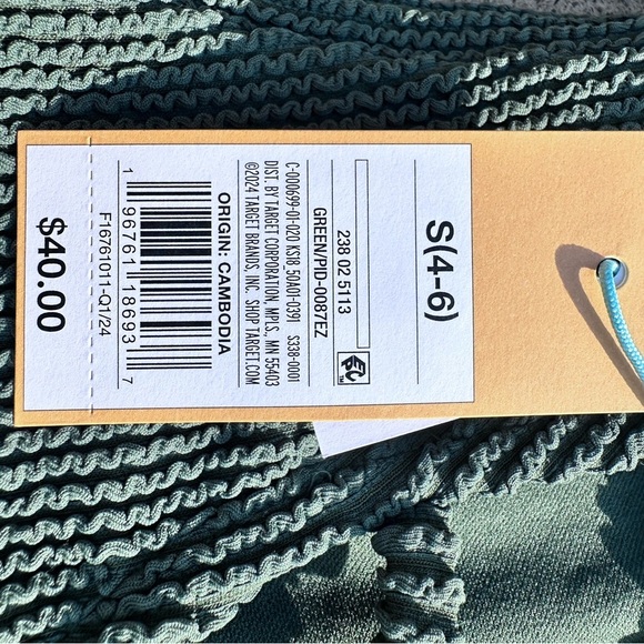 Green Textured One-Piece Swimsuit NWT - Picture 9 of 9